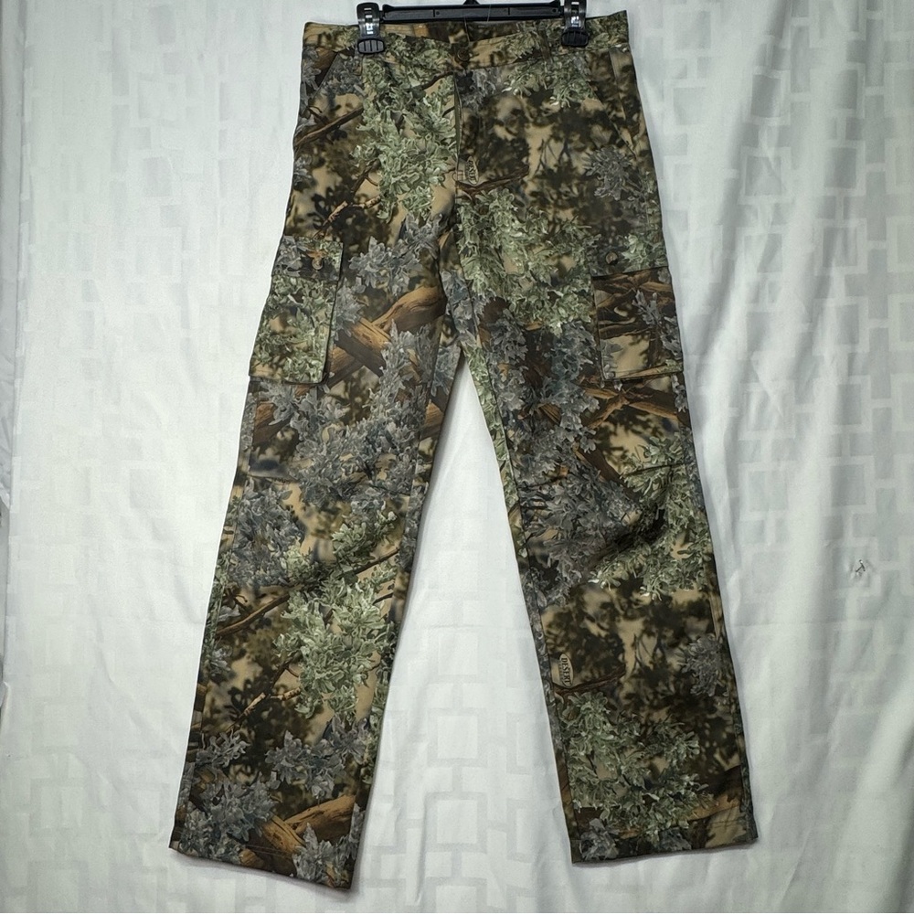 Green and Brown Straight Leg Jeans for Outdoor Adventures